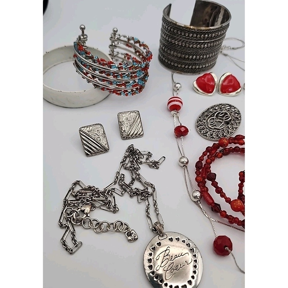 Vintage to Modern Costume Fashon Jewelry Lot Mixed Ethnic Beads 80s Charm Wear - Picture 2 of 16
